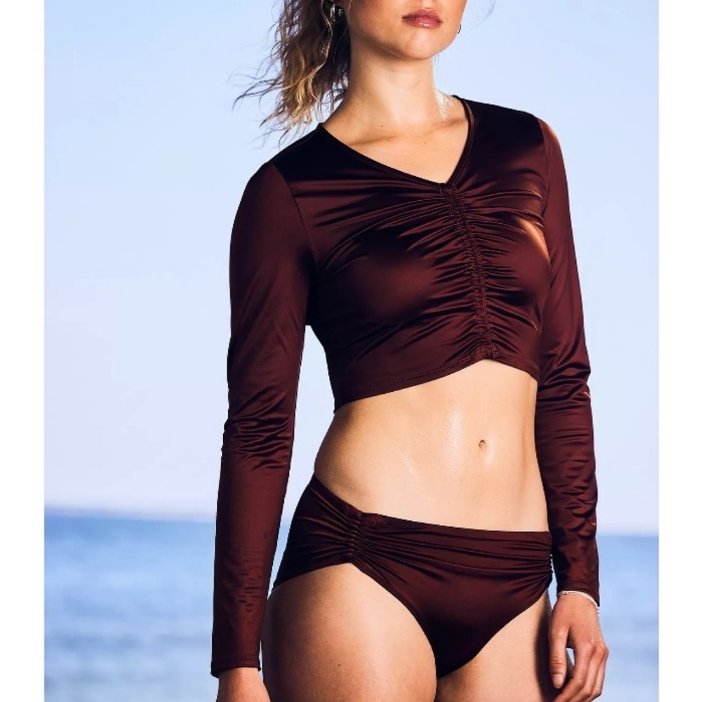CALIA Long Sleeve Ruched Swim Rashguard - Picture 7 of 8